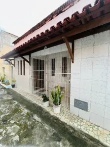 Casa com 2 Quartos à venda, 48m² no Centro, Feira de Santana