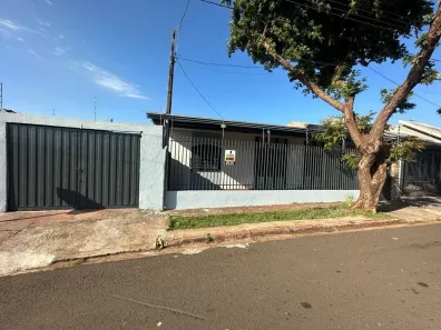 Casa com 2 Quartos à venda, 70m² no Jardim América, Maringá