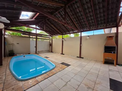 Casa com 3 Quartos para alugar, 90m² no Maracanã I, Santarém