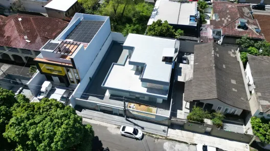 Casa com 4 Quartos à venda, 500m² no Nossa Senhora das Graças, Manaus