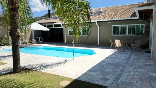 Casa com 5 Quartos à venda, 390m² no Monte Alegre do Sul, Monte Alegre do Sul