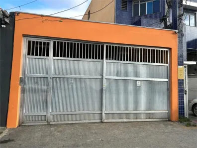 Sobrado com 2 Quartos para alugar, 150m² no Vila Anastácio, São Paulo