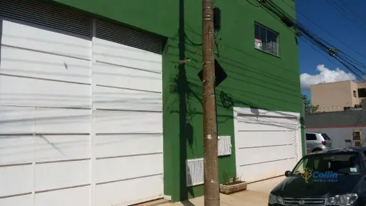Galpão/Depósito/Armazém para alugar, 148m² no Bom Retiro, Uberaba