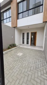 Sobrado com 2 Quartos à venda, 70m² no Morretes, Itapema