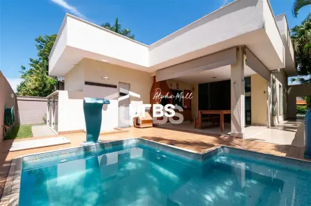Casa de Condomínio com 3 Quartos à venda, 200m² no Loteamento Portal do Sol II, Goiânia