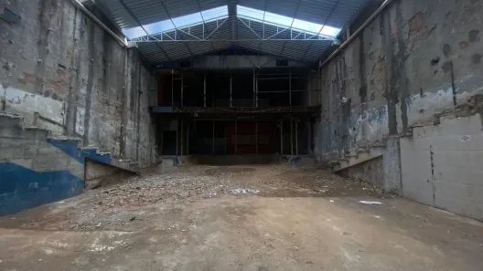 Prédio Comercial para alugar, 322m² no Santa Efigênia, São Paulo
