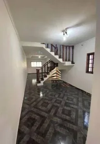 Sobrado com 3 Quartos à venda, 180m² no Jardim Vila Galvão, Guarulhos
