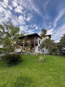 Casa de Condomínio com 3 Quartos à venda, 3000m² no Camilo Alves, Contagem