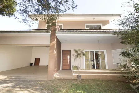 Casa com 3 Quartos à venda, 286m² no São Braz, Curitiba