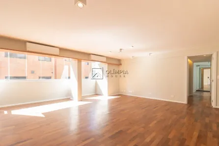 Apartamento com 2 Quartos para alugar, 130m² no Moema, São Paulo