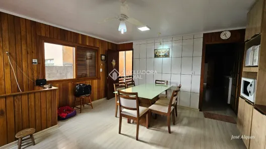 Casa com 2 Quartos à venda, 171m² no Jardim Floresta, Porto Alegre