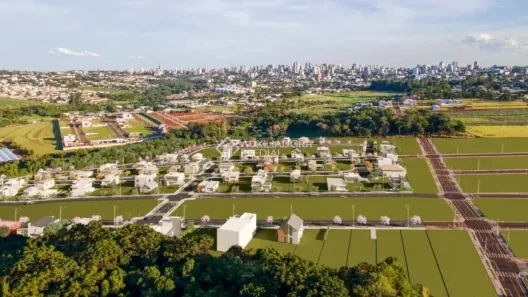Lote/Terreno à venda, 301m² no Recanto Tropical, Cascavel