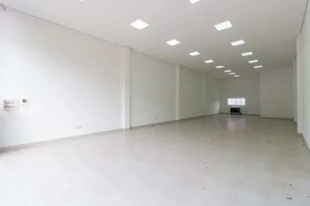 Ponto Comercial com 4 Quartos para alugar, 158m² no Parque Císper, São Paulo