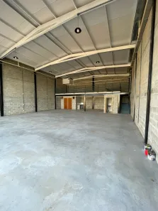 Galpão/Depósito/Armazém para alugar, 235m² no Residencial Brasil Central, Goiânia