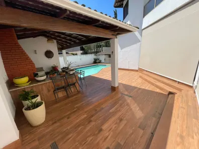 Casa de Condomínio com 6 Quartos para alugar, 300m² no Residencial Granville, Goiânia