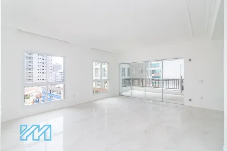 Apartamento com 4 Quartos à venda, 180m² no Meia Praia, Itapema