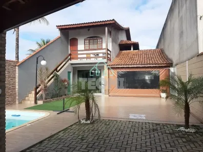 Sobrado com 6 Quartos à venda, 205m² no Piracangaguá, Taubaté