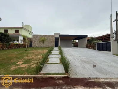 Casa com 4 Quartos à venda, 275m² no Bairro Campos de Santo Antônio, Itu