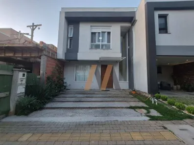 Casa de Condomínio com 3 Quartos para alugar, 140m² no Jansen, Gravataí
