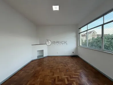 Apartamento com 2 Quartos para alugar, 65m² no Alto, Teresópolis