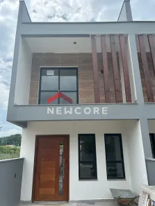 Sobrado com 2 Quartos à venda, 105m² no Praia de Fora, Palhoça