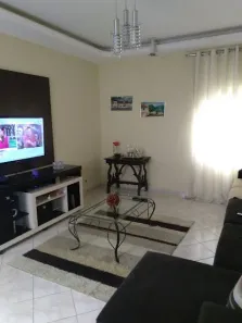 Casa com 3 Quartos à venda, 140m² no Centro, Taubaté