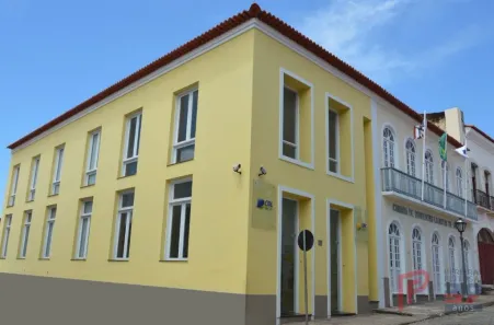 Prédio Comercial à venda, 1900m² no Centro, São Luís