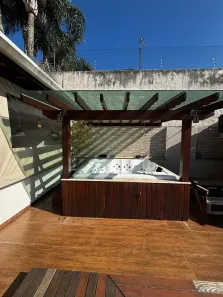 Sobrado com 4 Quartos para venda ou aluguel, 300m² no Vila Oliveira, Mogi das Cruzes