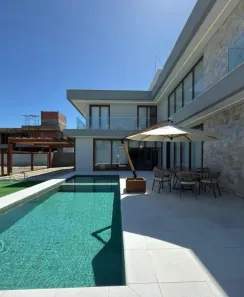 Casa de Condomínio com 1 Quarto à venda, 256m² no Guarajuba (Monte Gordo), Camaçari