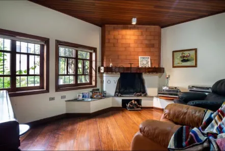 Casa com 4 Quartos à venda, 300m² no Jardim das Bandeiras, São Paulo