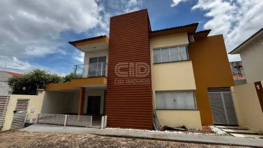 Casa de Condomínio com 4 Quartos para alugar, 104m² no Alvorada, Cuiabá