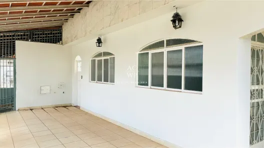 Casa com 3 Quartos à venda, 200m² no Guará I, Brasília