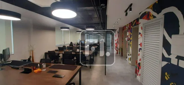 Sala Comercial para alugar, 232m² no Comércio, Salvador