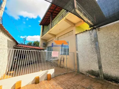 Casa com 6 Quartos à venda, 260m² no Santa Cruz, Belo Horizonte