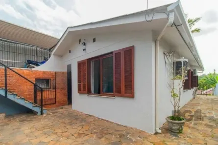Casa com 3 Quartos à venda, 151m² no Santa Tereza, Porto Alegre