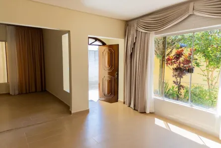 Casa com 5 Quartos à venda, 320m² no Jardim Oriental, São Paulo