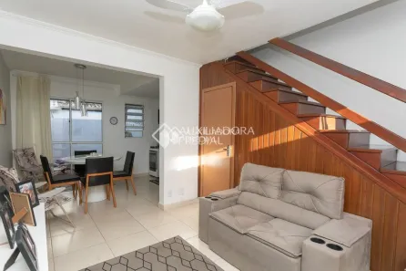 Casa de Condomínio com 2 Quartos à venda, 70m² no Humaitá, Porto Alegre