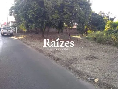 Lote/Terreno à venda, 932m² no Luizote de Freitas, Uberlândia