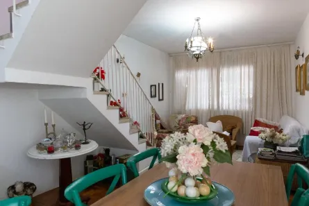 Casa com 3 Quartos à venda, 210m² no Vila Ipojuca, São Paulo