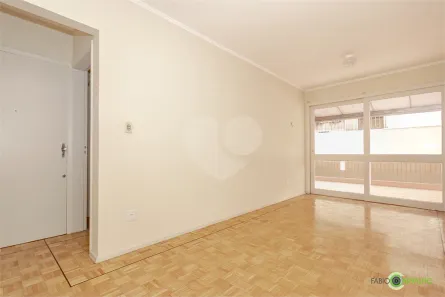 Apartamento com 2 Quartos para venda ou aluguel, 57m² no Independência, Porto Alegre