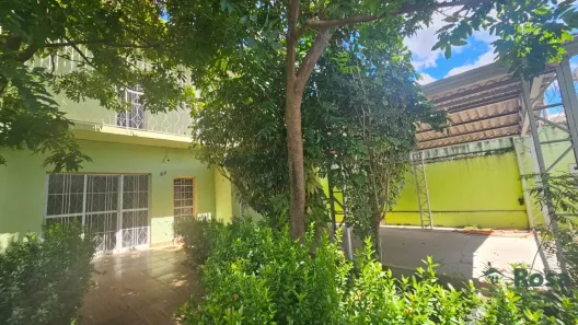Sobrado com 4 Quartos à venda, 294m² no Araés, Cuiabá