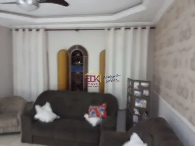 Casa com 3 Quartos à venda, 131m² no Jardim Sonia Maria, Taubaté
