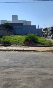 Lote/Terreno à venda, 220m² no Jardim América, Bauru