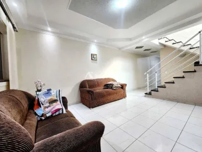 Sobrado com 3 Quartos à venda, 222m² no Parque Residencial Jaguari, Americana