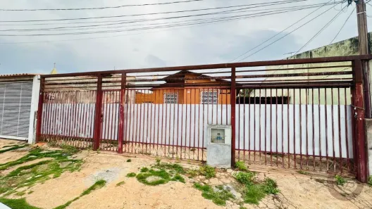 Casa com 2 Quartos para alugar, 80m² no Taguatinga Norte, Brasília