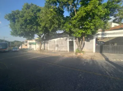 Casa com 3 Quartos à venda, 300m² no Fonte Grande, Contagem