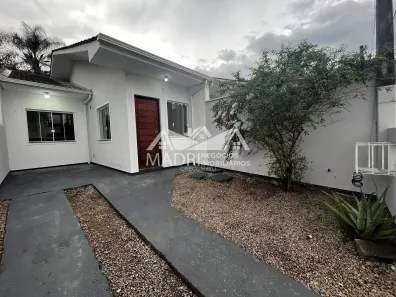 Casa com 2 Quartos para alugar, 50m² no Bela Vista, Palhoça