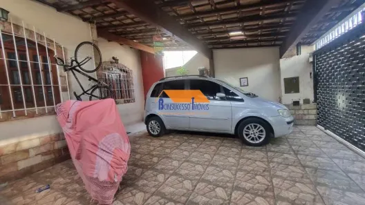 Casa com 3 Quartos à venda, 180m² no Santa Amélia, Belo Horizonte