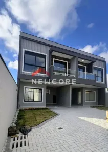 Sobrado com 3 Quartos à venda, 135m² no Fanny, Curitiba