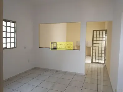 Casa com 3 Quartos para alugar, 120m² no Residencial Nato Vetorasso, São José do Rio Preto
